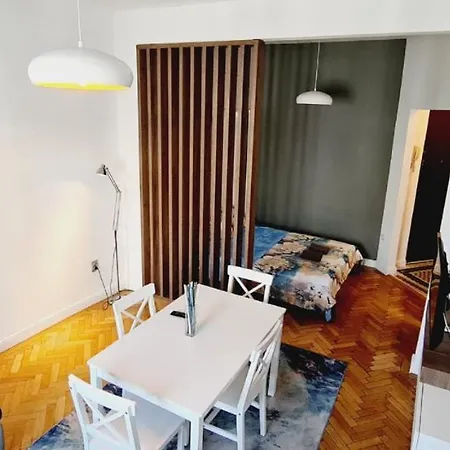 Pitar Studio Apartment *